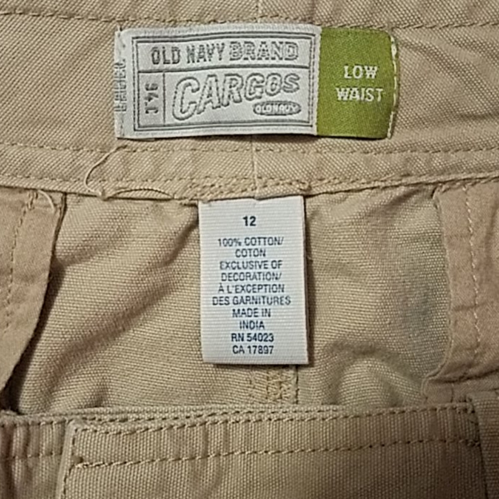 Old Navy women's cargo pants